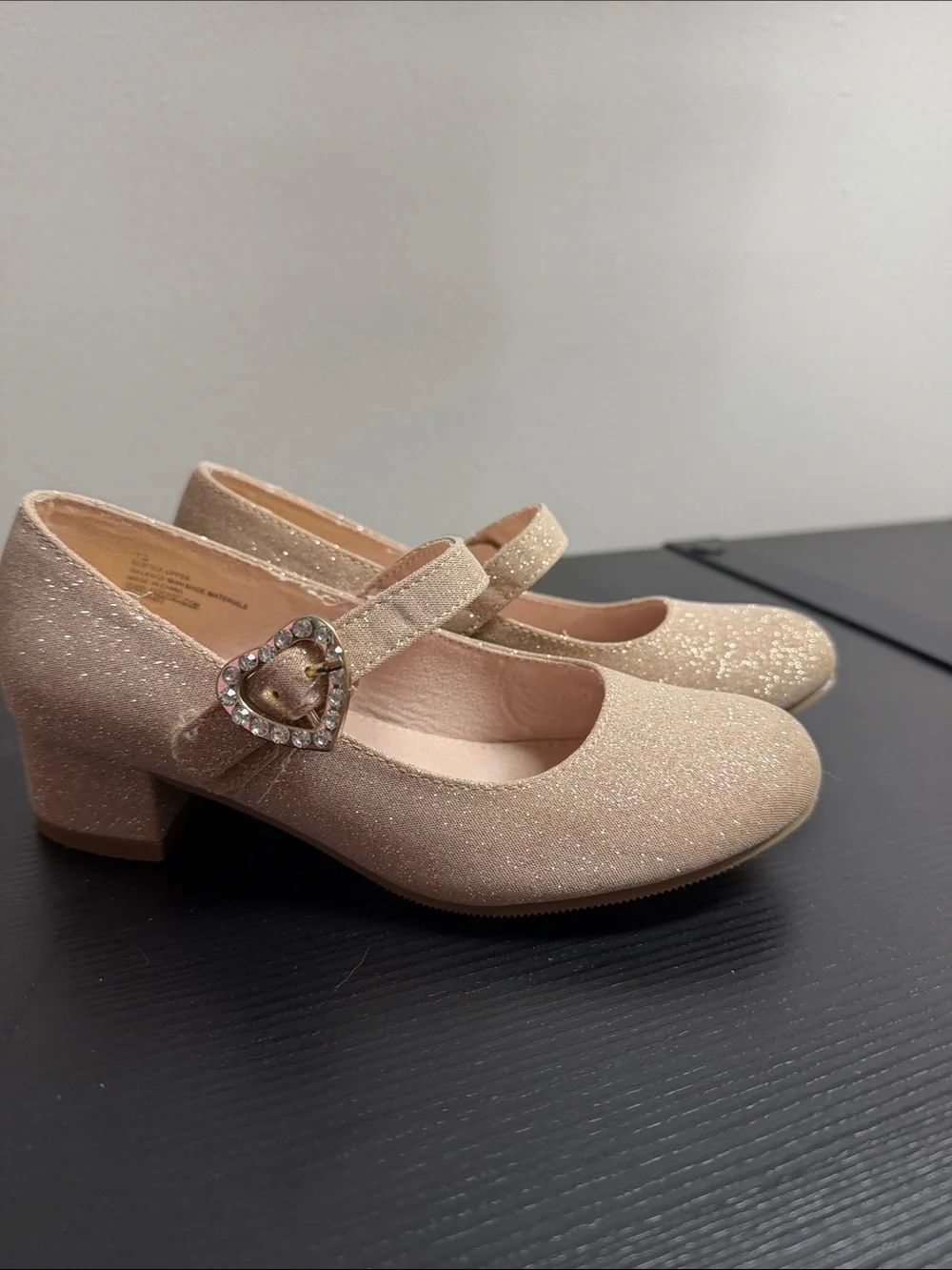 Girls Sparkle Mary Jane Dress Shoes with Heart Buckle - Blush Pink SZ 13